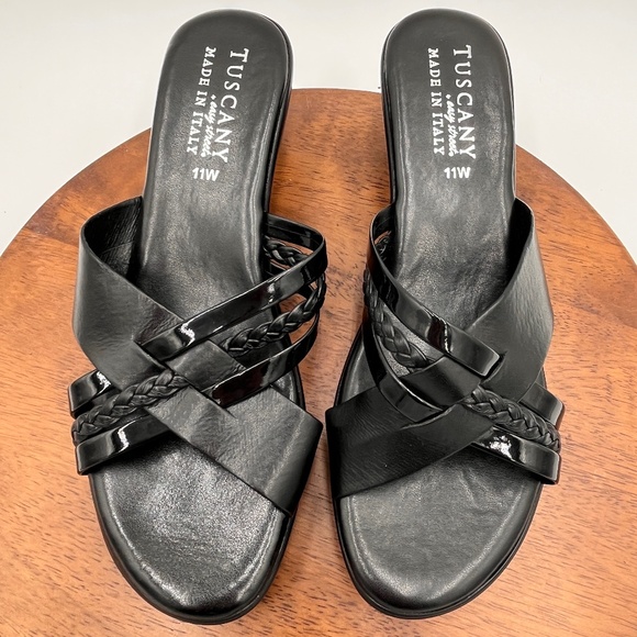 Tuscany by Easy Street Womens 11 Wide Faux Leather Wedge Slip On Sandals Shoes - Picture 1 of 9